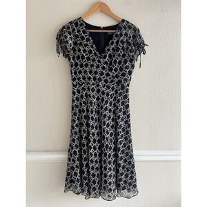 Adrianna Papell Y2K 100% Silk Dress Size 4P Whimsigoth Feminine Casual